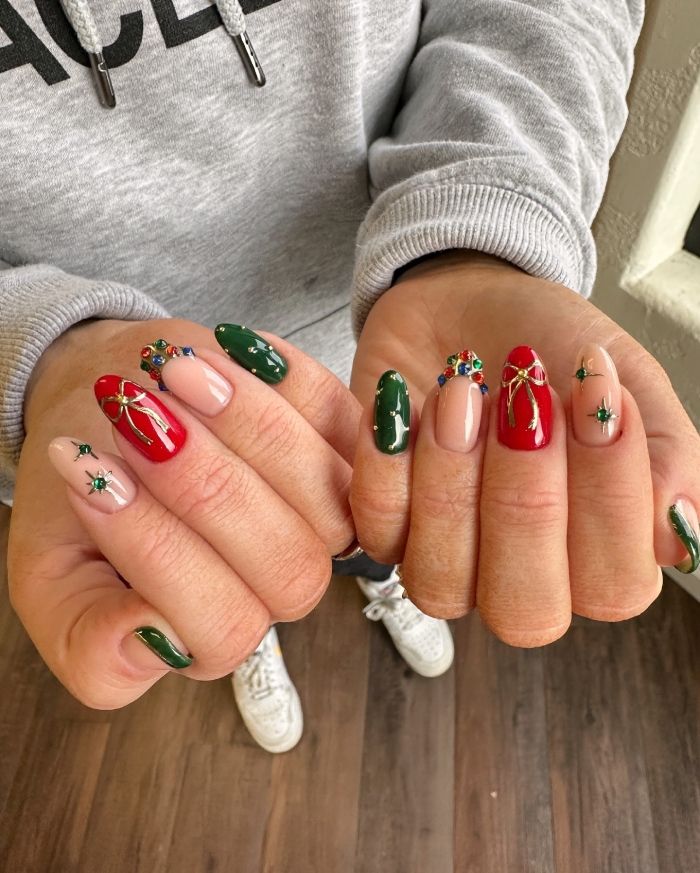 Nude Pink Red Dark Green Gold Clear Gems Visual Idea Nude Pink Red Dark Green Gold Clear Gems Visual Idea β Red and Green Christmas Nails 2026
