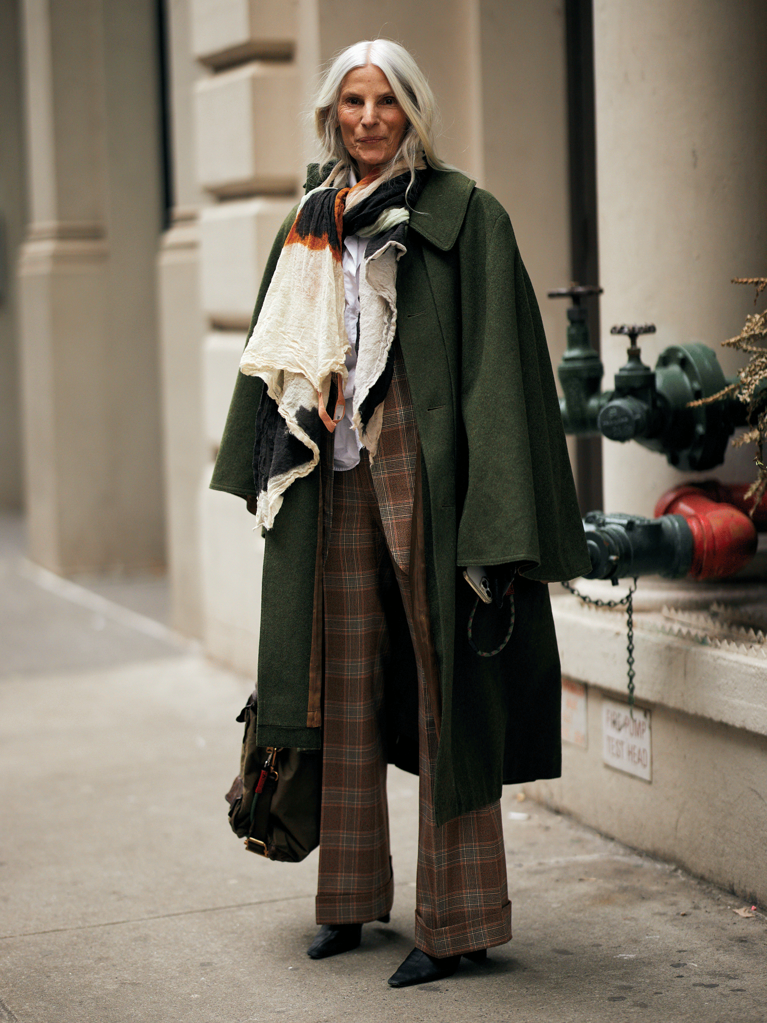 Elegant Cape Coat with Plaid Trousers for Smart Casual — Winter Layering Outfits