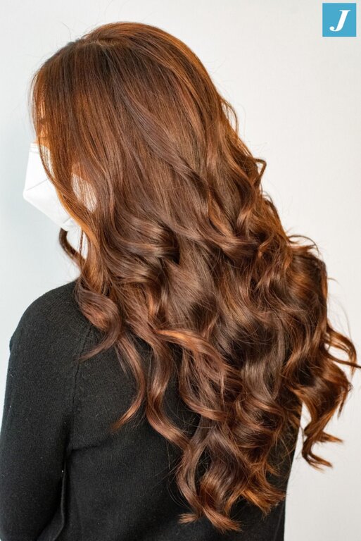 Wavy Medium Density Visual Idea Wavy Medium Density Visual Idea β Chestnut Brown Hair