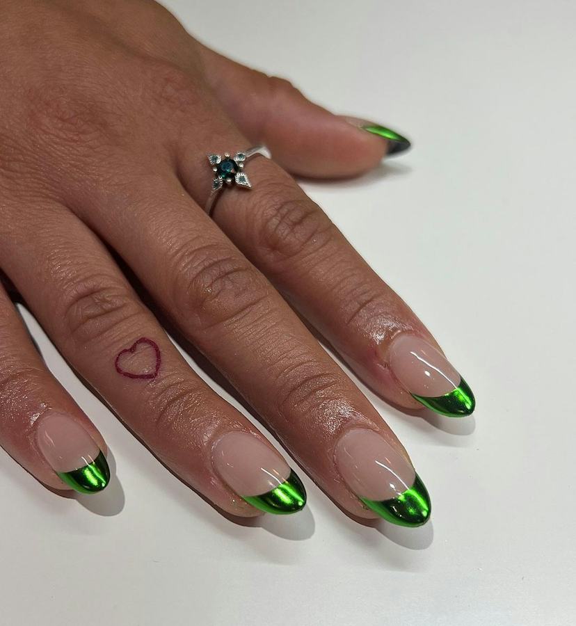 Metallic Green Chrome Almond Nails Metallic Green Chrome Almond Nails β Holiday Nails 2026