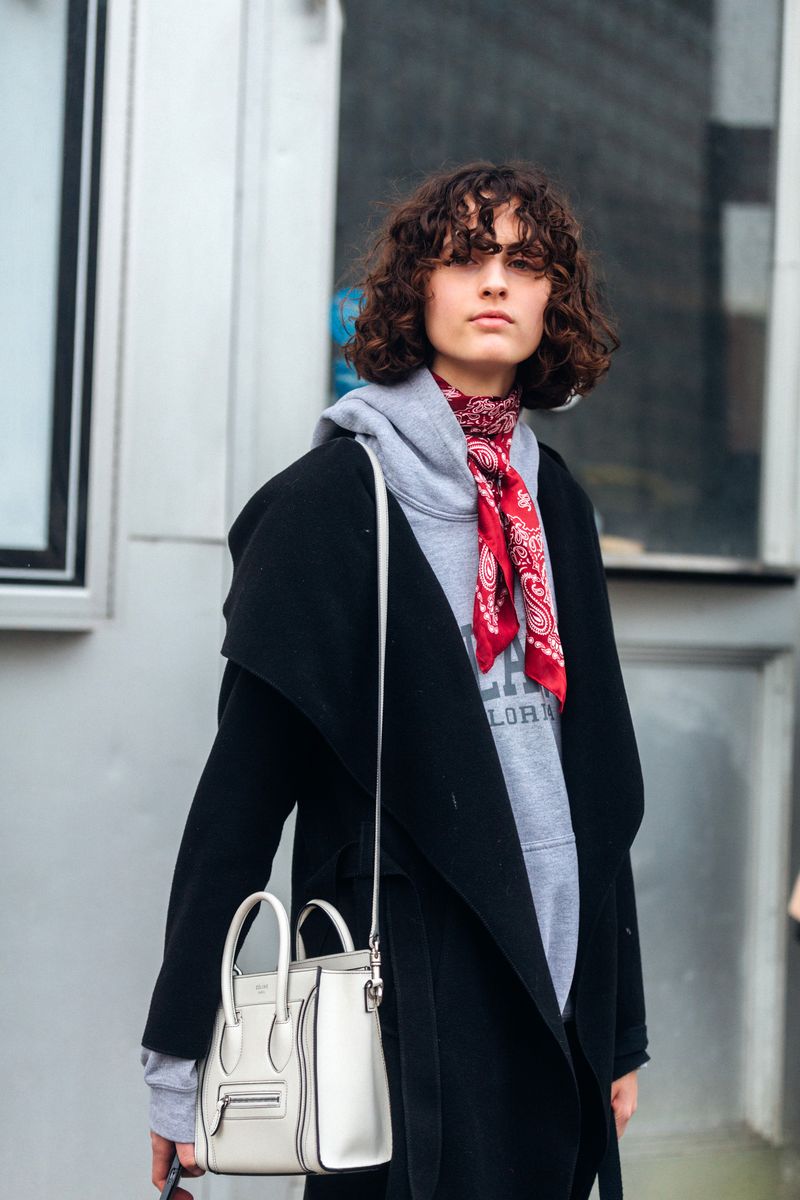 Black Coat with Red Bandana for a Pop of Color Accent — Winter College Outfits