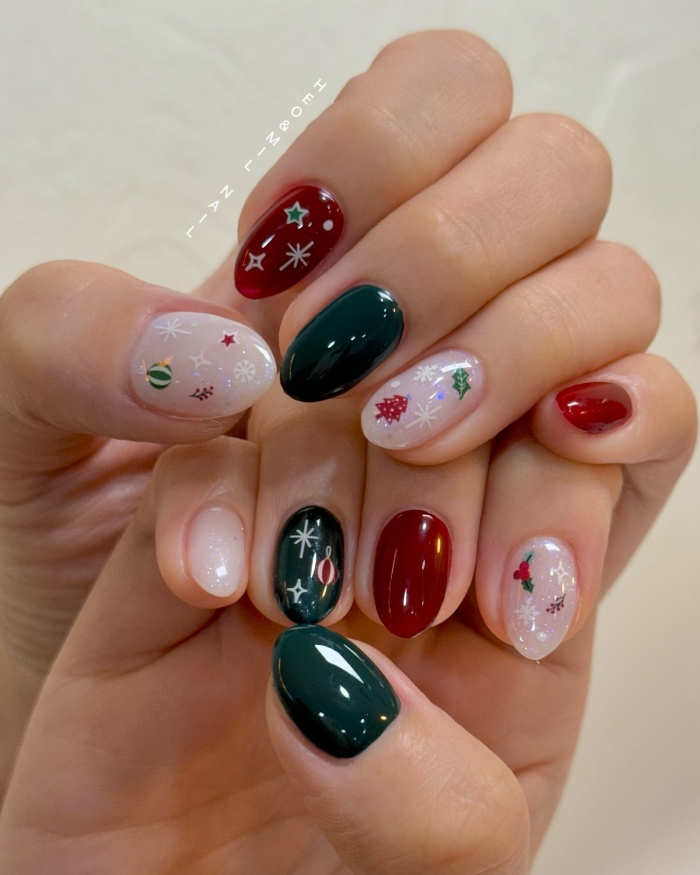 Clean Lines Well-Executed Cuticle Work Visual Idea Clean Lines Well-Executed Cuticle Work Visual Idea β Red and Green Christmas Nails 2026