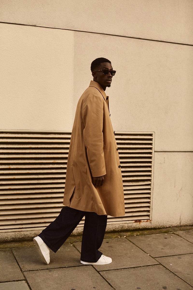 Casual Camel Car Coat with Navy Trousers and White Sneakers — Car Coat Outfits