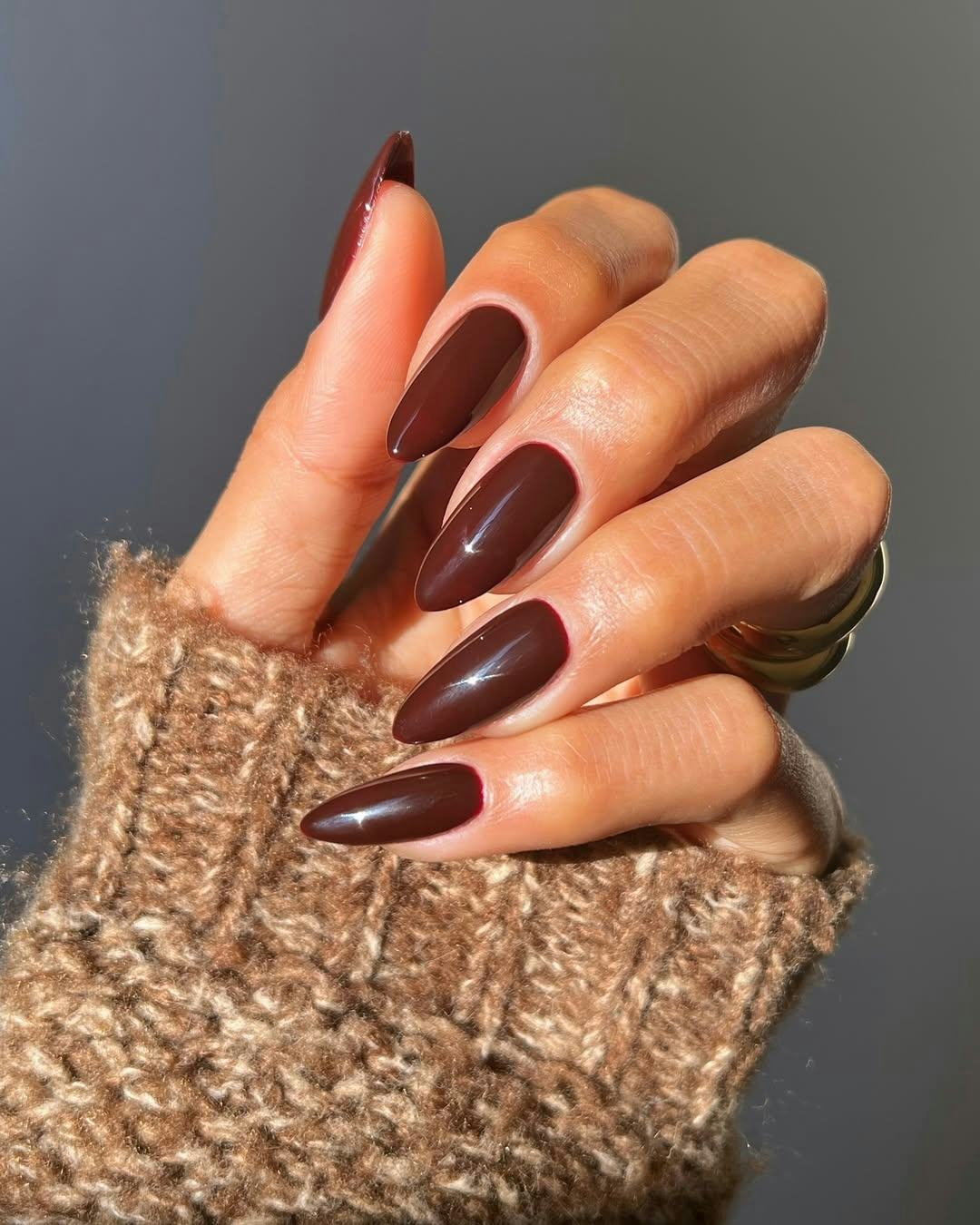 Glossy Chocolate Brown Gradient Almonds Glossy Chocolate Brown Gradient Almonds β Winter Nails for School