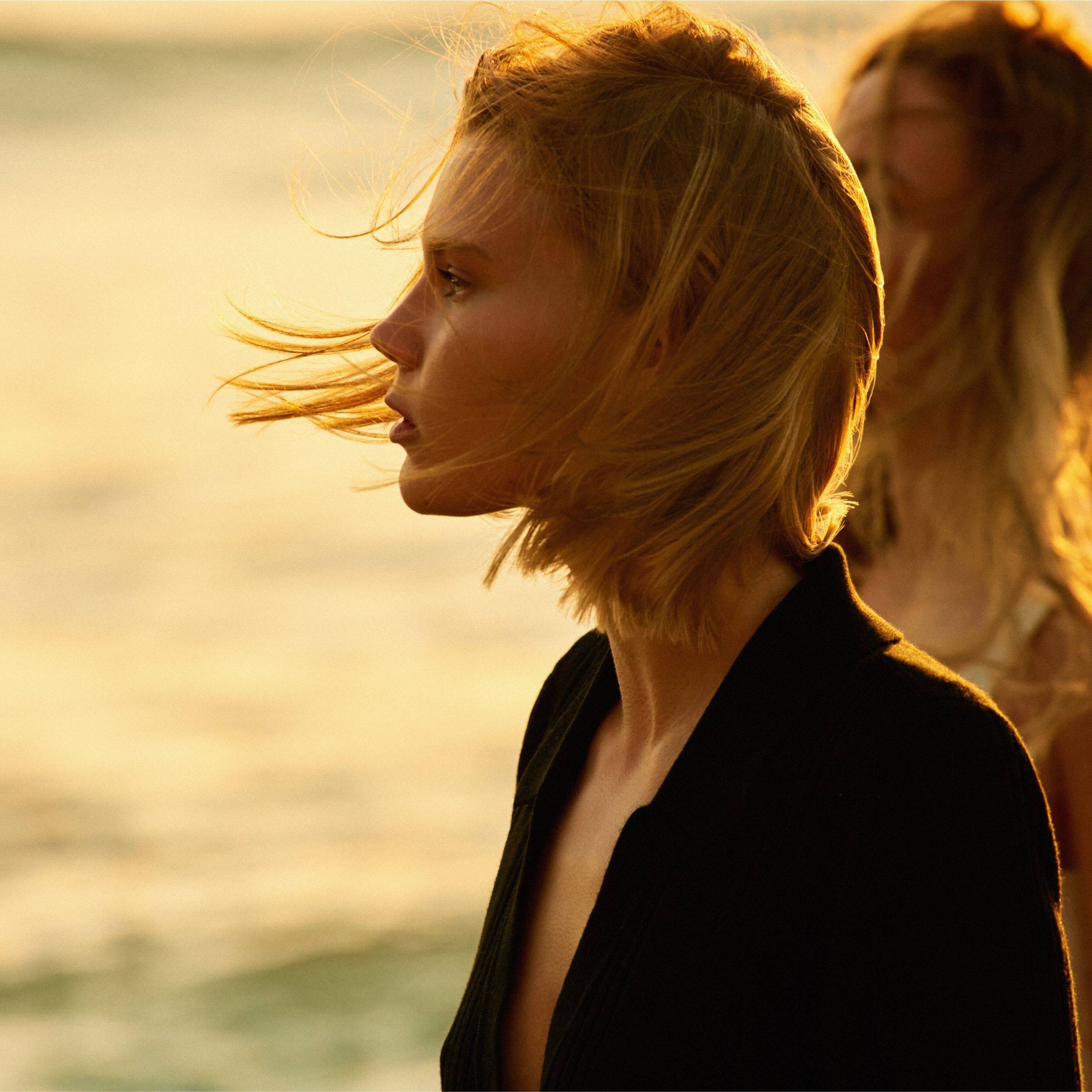Chin Length Light Blonde Shag — Winter Hairstyles for Thin Hair