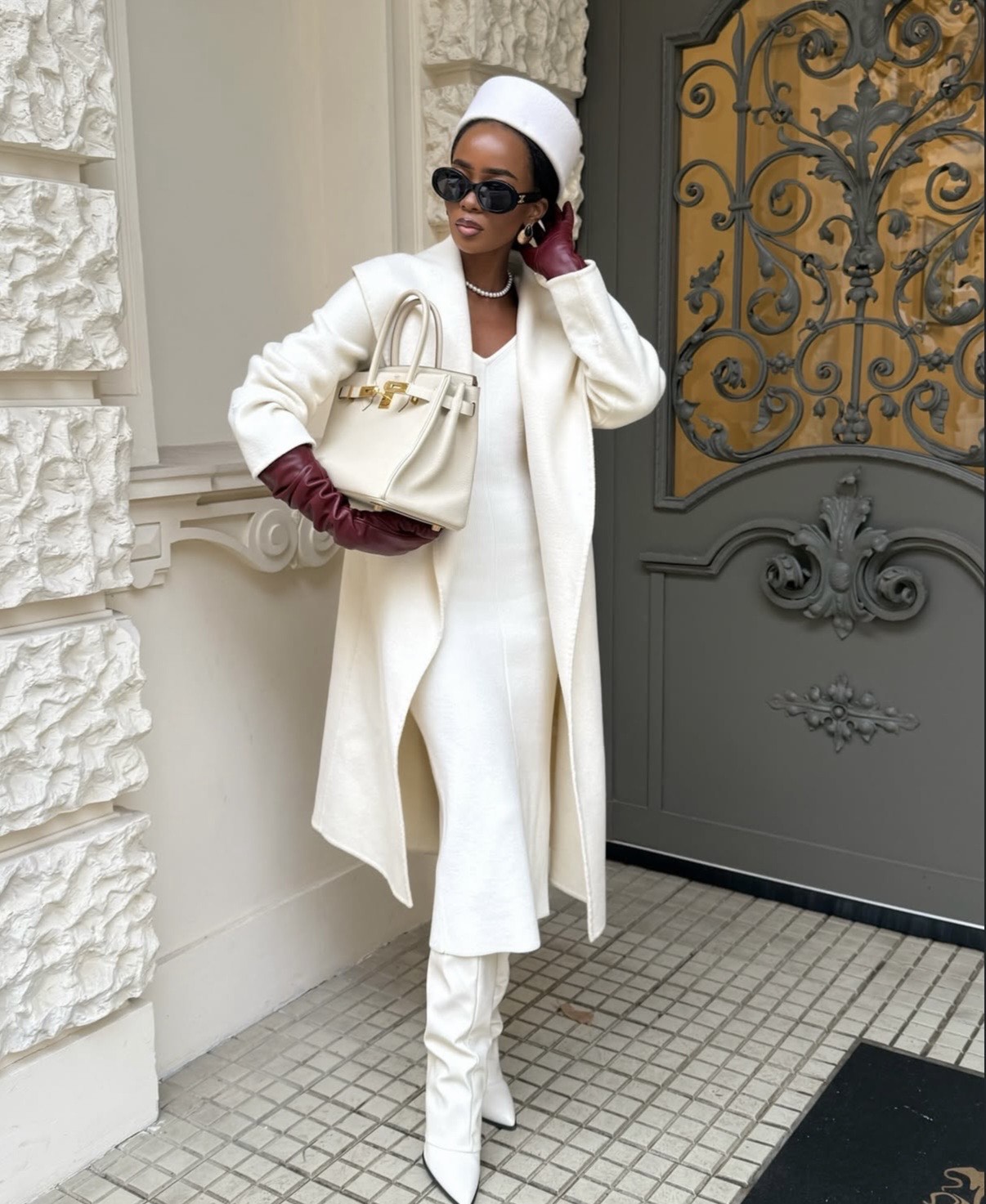 Monochromatic White Ensemble with a Pop of Burgundy Monochromatic White Ensemble with a Pop of Burgundy β Winter Date Night Outfits