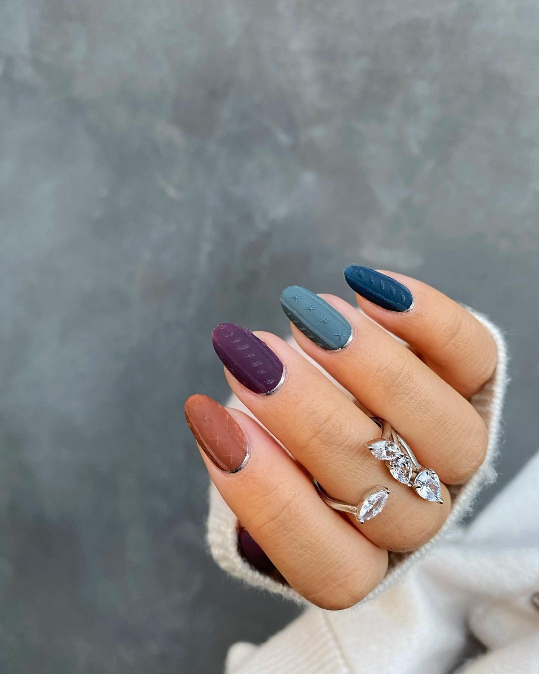 Matte Winter Color Palette with Silver Line Matte Winter Color Palette with Silver Line β Winter Matte Nails