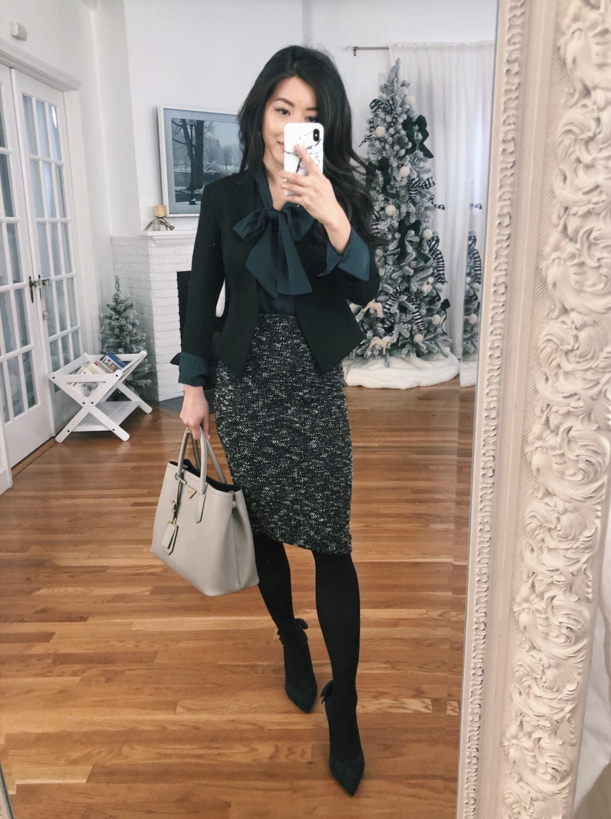 Professional Workwear with Tweed Skirt and Blazer Professional Workwear with Tweed Skirt and Blazer β Tights Outfits