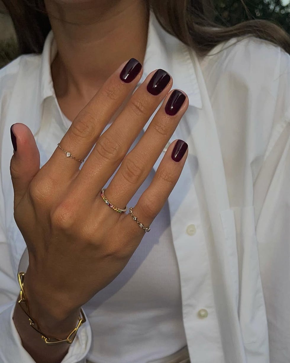Medium Square Deep Burgundy Glossy Nails — Everyday Winter Nails