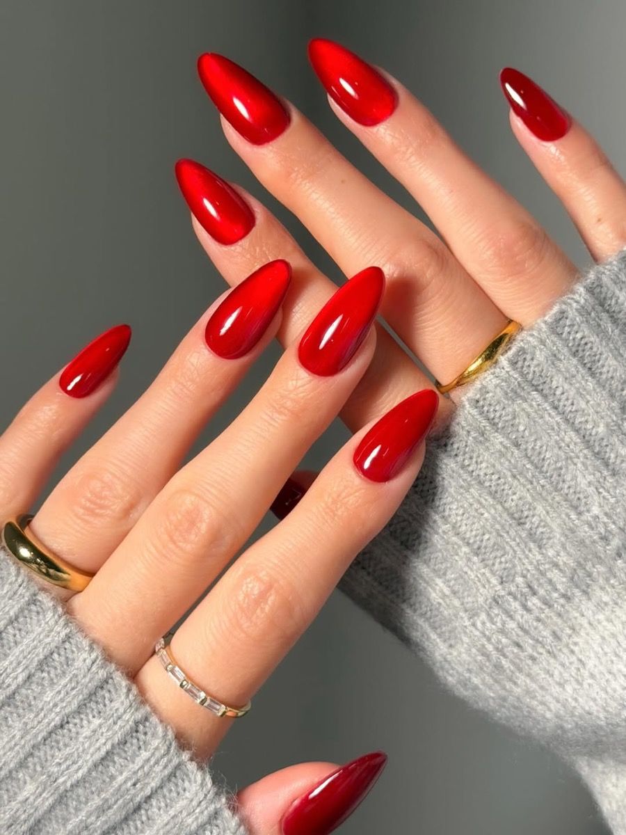 Vibrant Red Cat-Eye Almond Nails Vibrant Red Cat-Eye Almond Nails β Christmas Almond Nails 2026