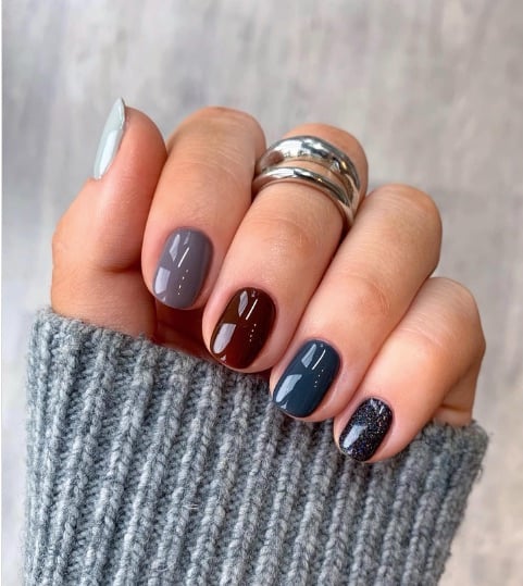 Chic Winter Palette Grey Brown Teal Glitter Chic Winter Palette Grey Brown Teal Glitter β Classy Short Winter Nails