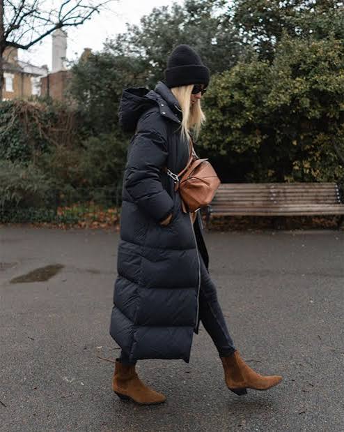 Longline Puffer Coat for Urban Warmth — NYC Winter Outfits