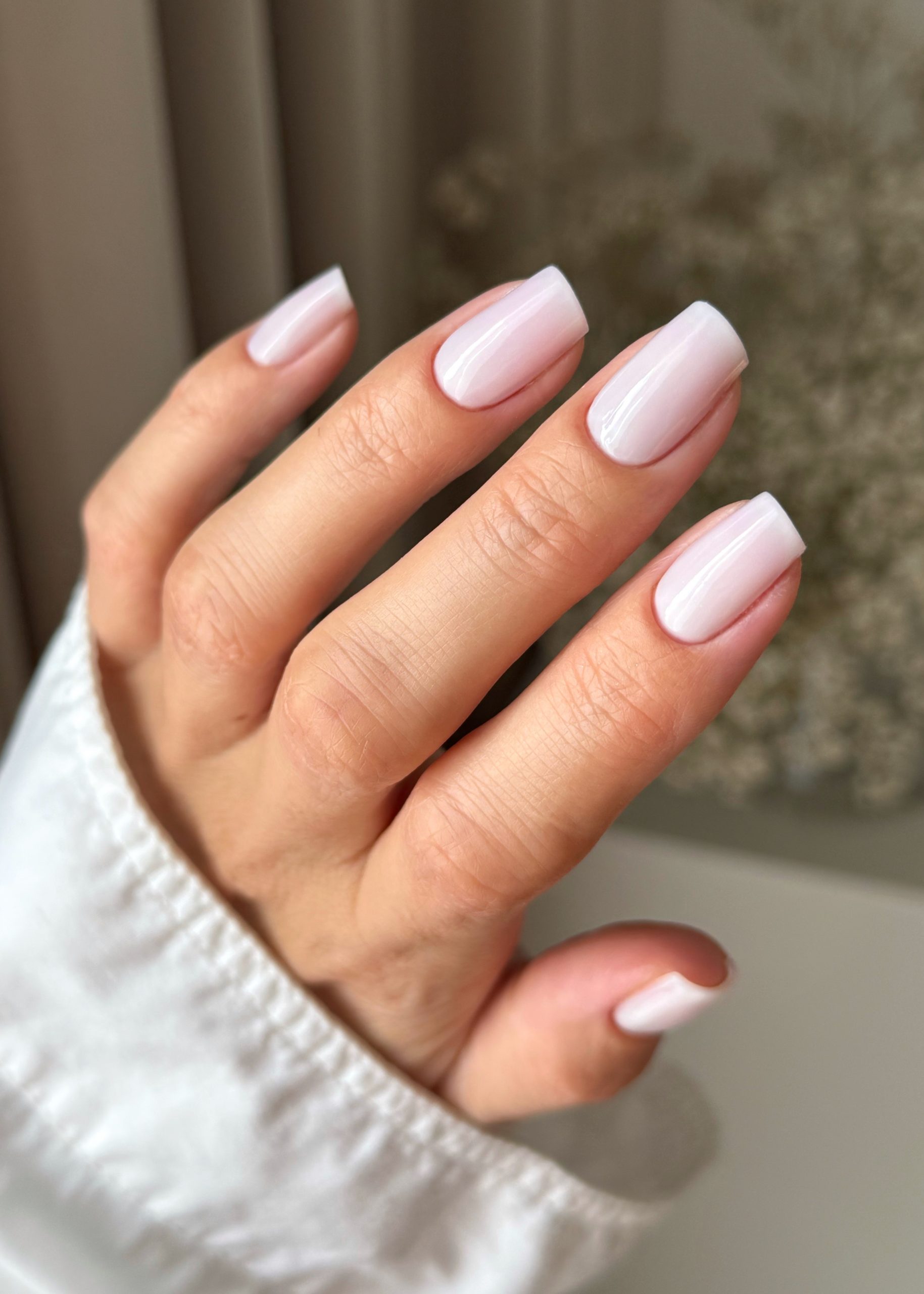 Visual Idea Visual Idea β Winter Squoval Nails