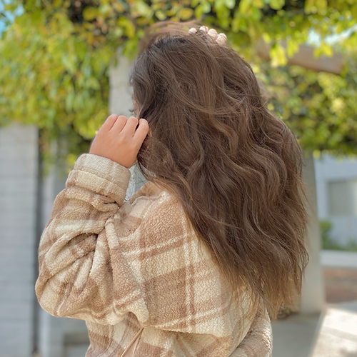Mid-Back Waves With Multidimensional Brown Mid-Back Waves With Multidimensional Brown β Mushroom Brown Hair