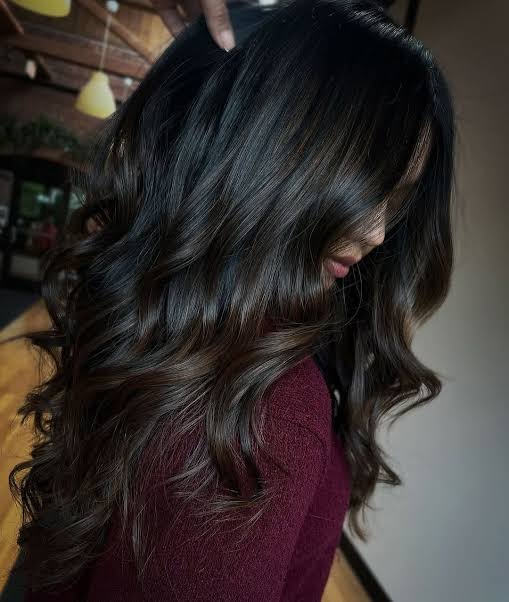Mid-Back Wavy Espresso With Subtle Sheen — Espresso Brown Hair