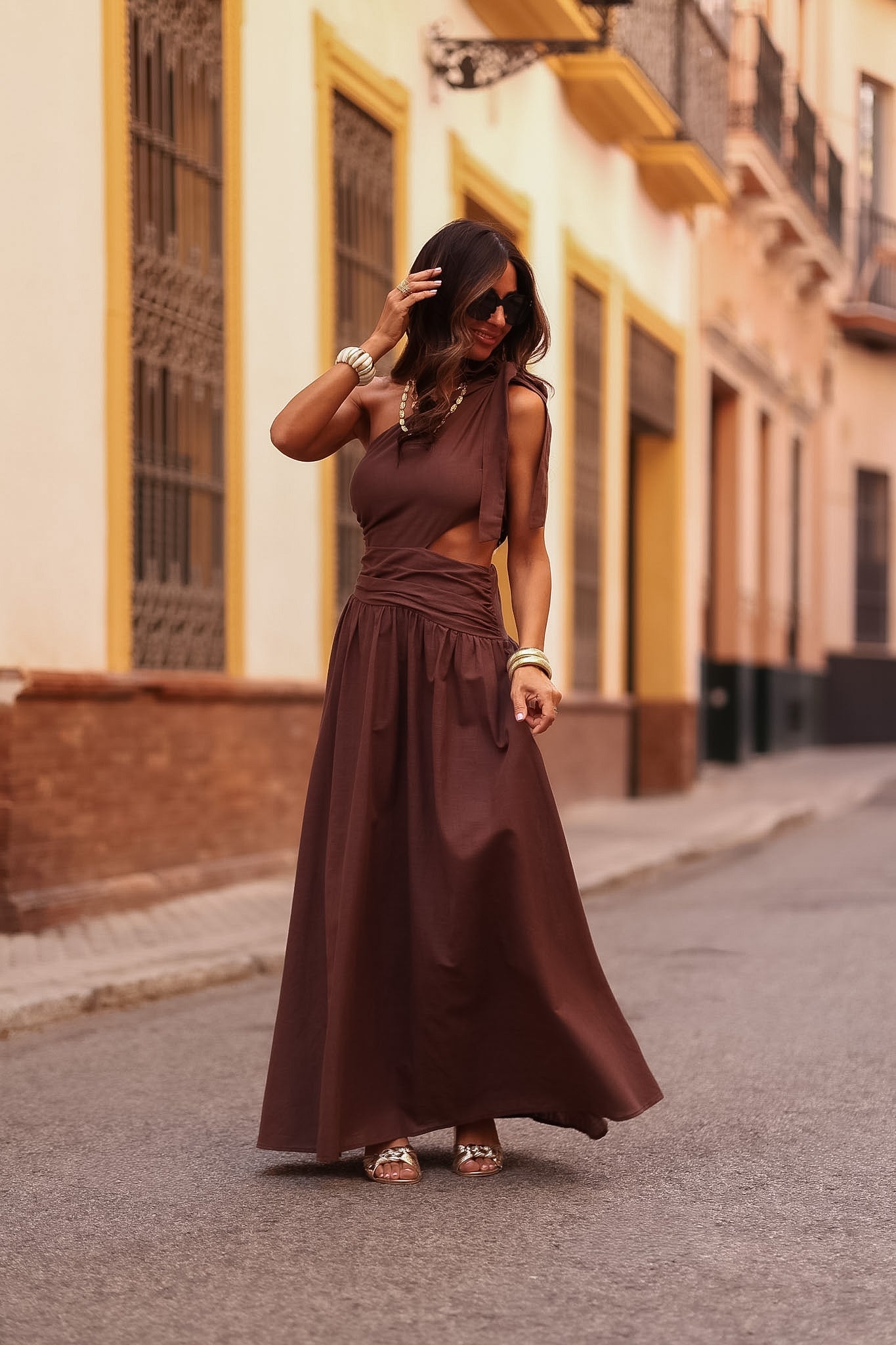 Chocolate Brown One-Shoulder Maxi Dress with Cut-Out Chocolate Brown One-Shoulder Maxi Dress with Cut-Out β Chocolate Brown Outfits