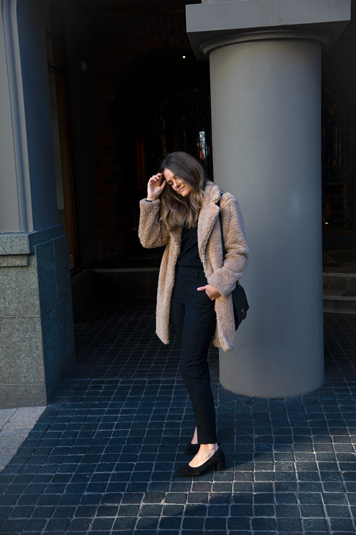Beige Teddy Coat Layered Over a Black Jumpsuit Beige Teddy Coat Layered Over a Black Jumpsuit β Teddy Coat Outfits