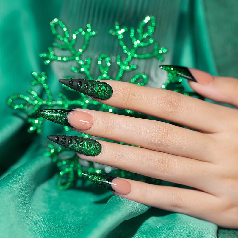 Matte Black and Green Glitter Spike Nails Matte Black and Green Glitter Spike Nails β Christmas Stiletto Nails 2026