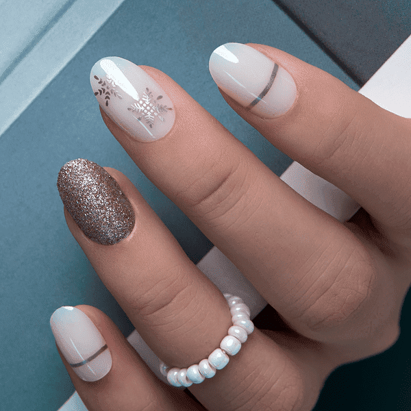 Off-White Glitter Snowflake Oval Nails — Winter Acrylic Nail Colors