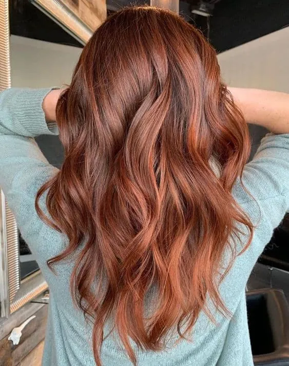 Mid-Back Warm Medium Red With Copper Undertones Mid-Back Warm Medium Red With Copper Undertones β Winter Hair Colors for Redheads