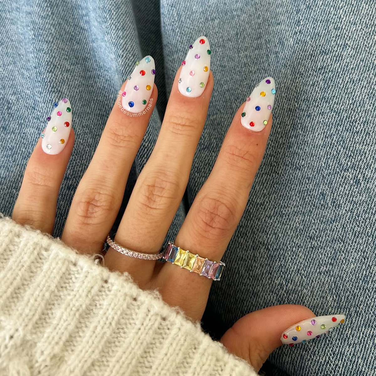Classic Deep Red White Polka Dots Classic Deep Red White Polka Dots β Cute Christmas Nails 2026