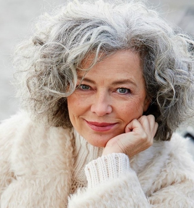 Collarbone Visual Idea — Winter Hairstyles for Women Over 70
