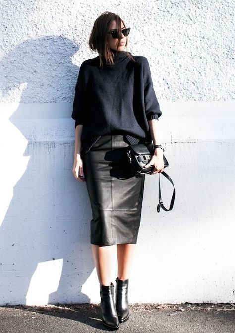 Black Leather Pencil Skirt with Turtleneck Black Leather Pencil Skirt with Turtleneck β Winter Skirt Outfits