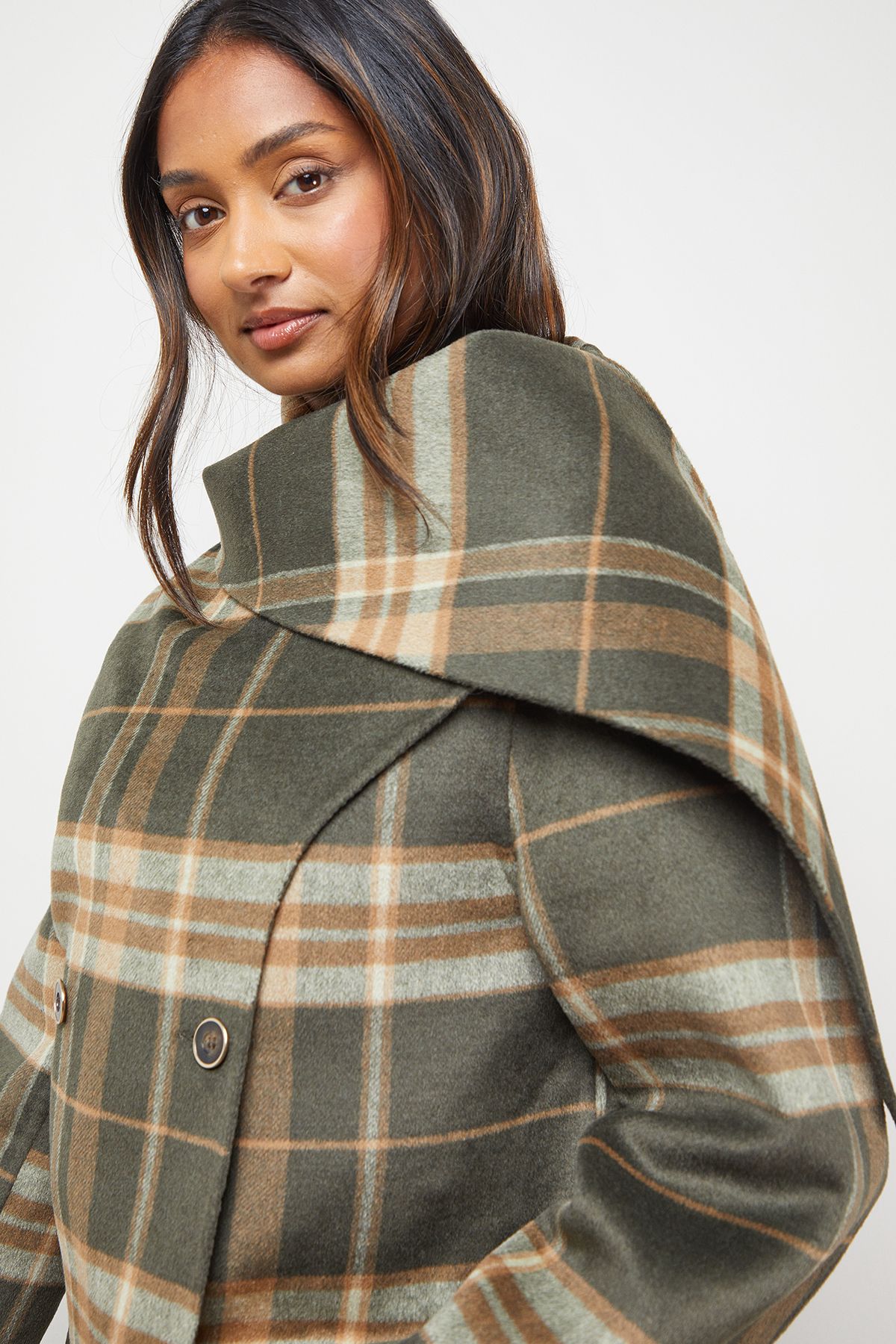 Structured Plaid Wool Blend Coat Detail Structured Plaid Wool Blend Coat Detail β Long Coat Outfits