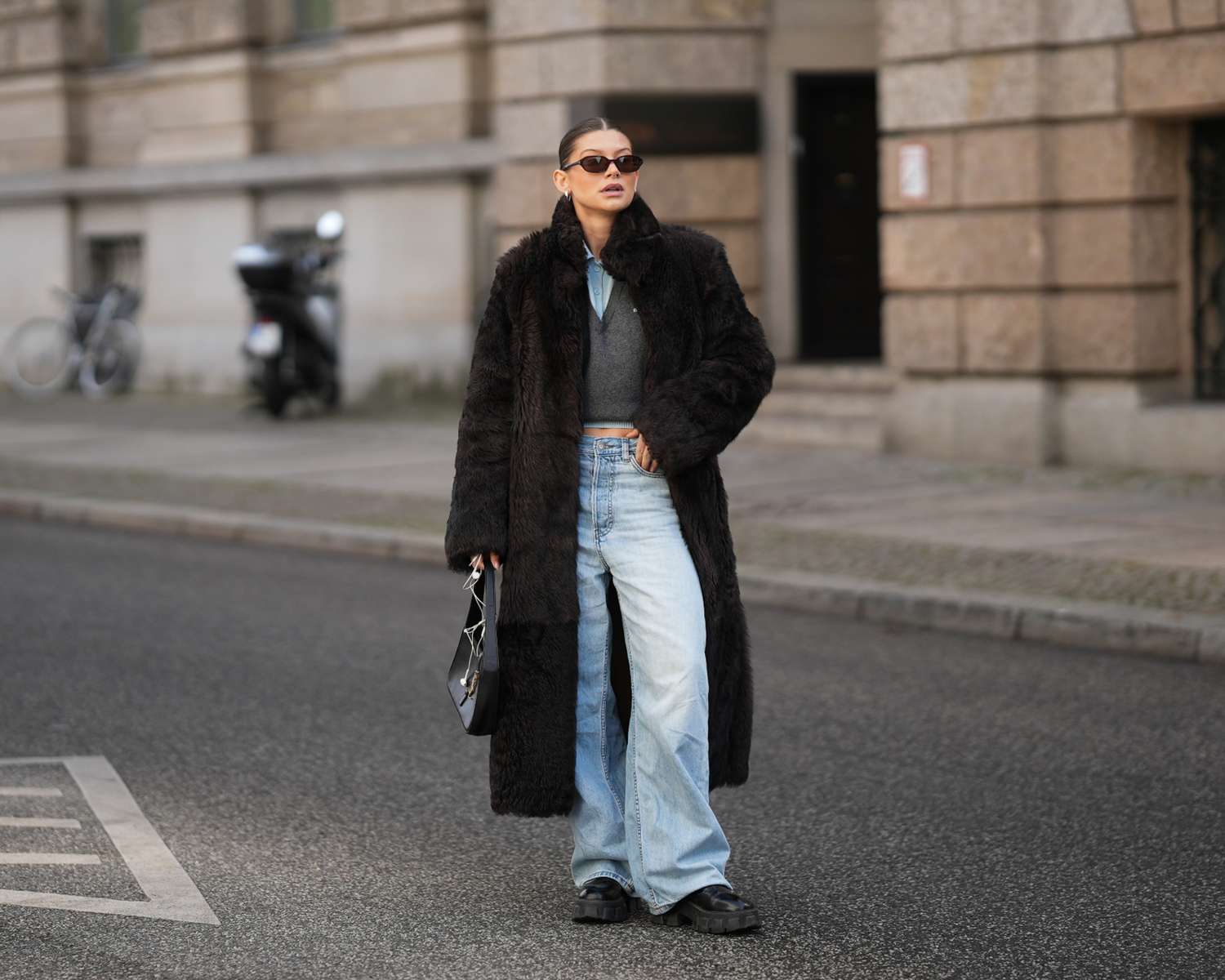 Oversized Faux Fur Coat for a Luxe College Vibe — Winter College Outfits