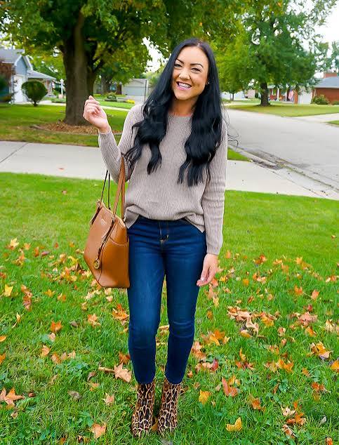 Camel Blazer with Leather Pants and Knee-High Boots Camel Blazer with Leather Pants and Knee-High Boots β Preppy Winter Outfits