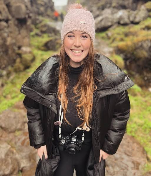 Black Puffer Jacket Styled With A Pink Knit Beanie Black Puffer Jacket Styled With A Pink Knit Beanie β Iceland Winter Outfits