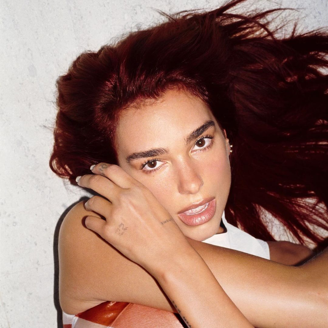 Vibrant Cherry Red With Cola Tones Visual Idea Vibrant Cherry Red With Cola Tones Visual Idea β Cherry Cola Hair Color