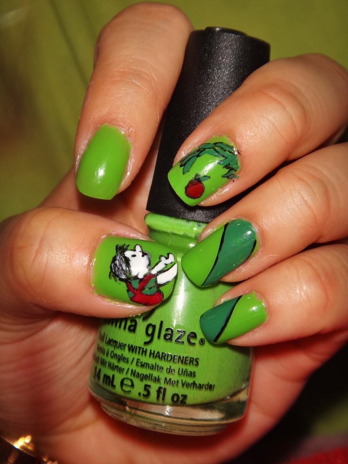 Medium Square Grinch Art With Black French Medium Square Grinch Art With Black French β Grinch Nails 2026