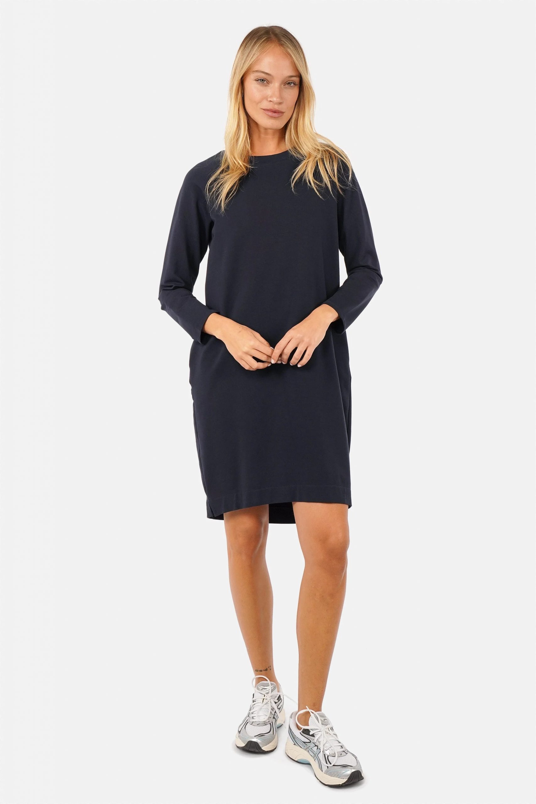 Navy Blue Jersey Sweater Dress with White Sneakers — Sweater Dress Outfits