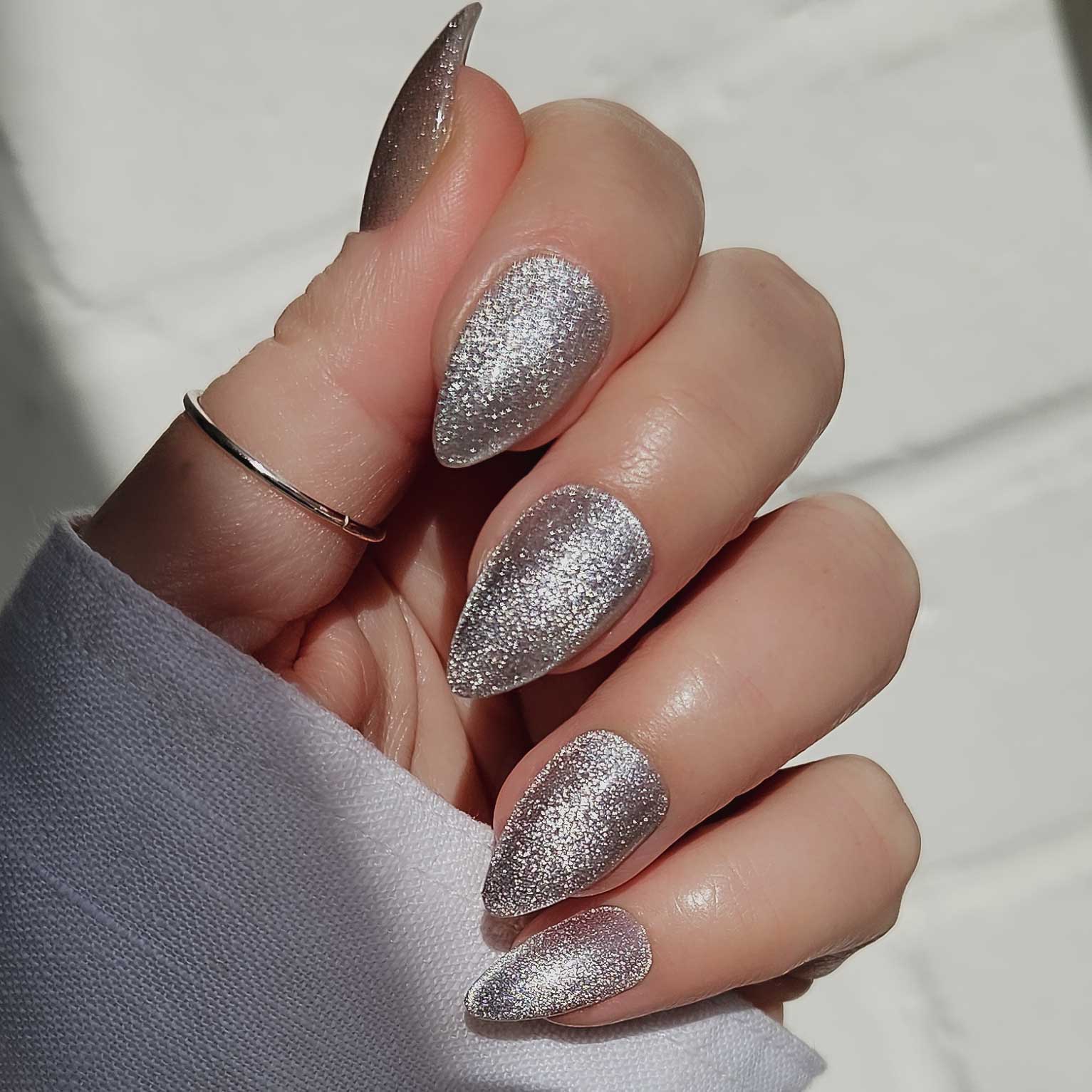 Silver Shimmer Cat Eye Stilettos — Winter Cat Eye Nails