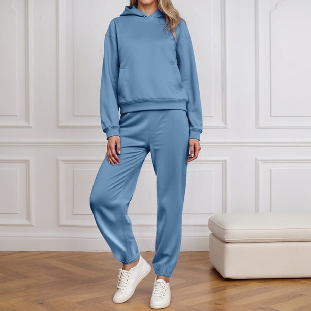 Matching Tracksuit for Ultimate Casual Comfort — Casual Winter Outfits