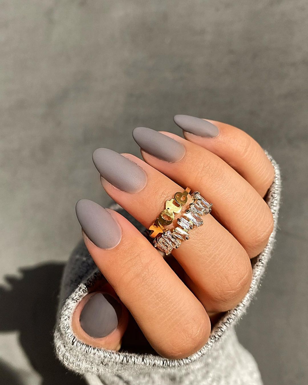 Matte Medium Grey Oval Nails Matte Medium Grey Oval Nails β Winter Matte Nails