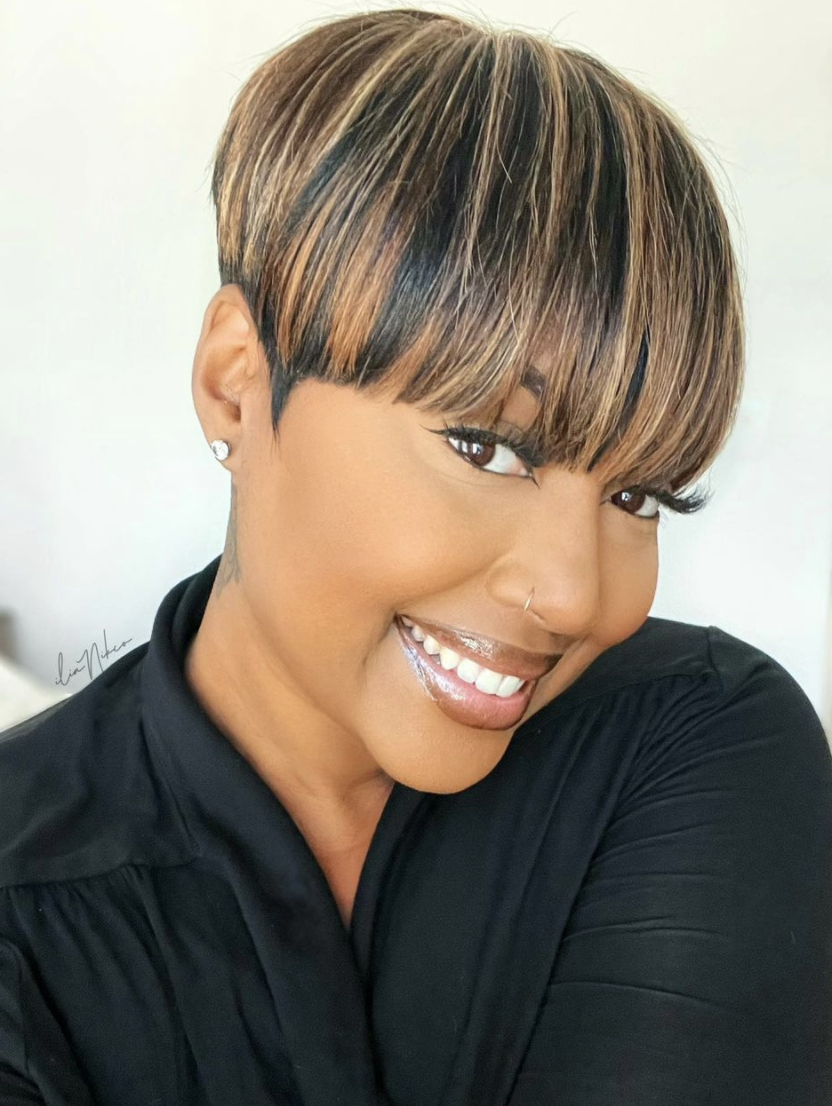 Platinum Pixie With Blunt Bangs and Dark Roots — Short Winter Haircuts