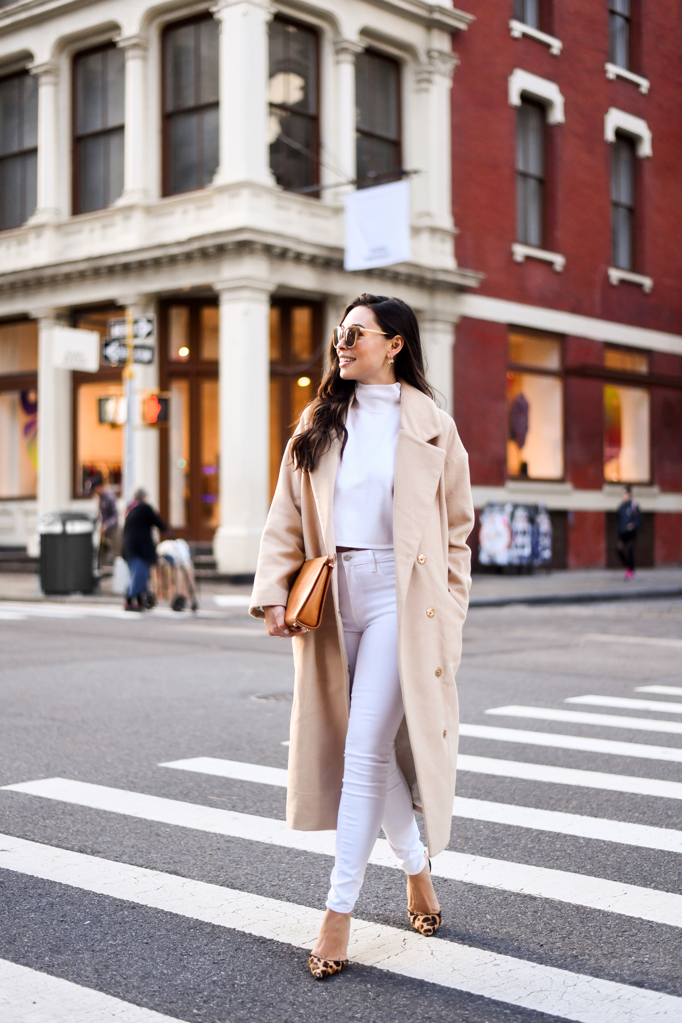 Oversized Camel Coat With White Turtleneck And Leopard Heels — Camel Coat Outfits