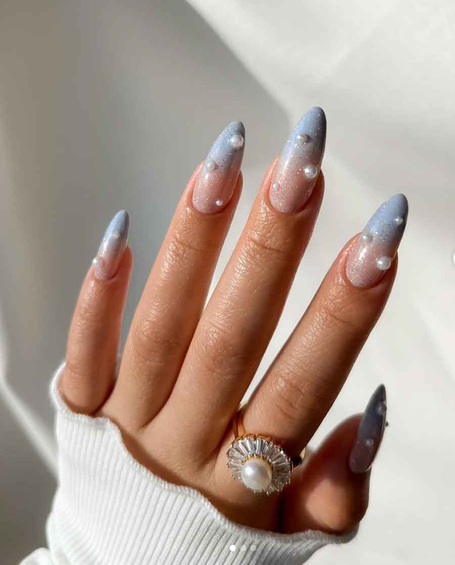 Blue/Pink Shimmer Gradient with Pearls Blue/Pink Shimmer Gradient with Pearls β Long Winter Almond Nails