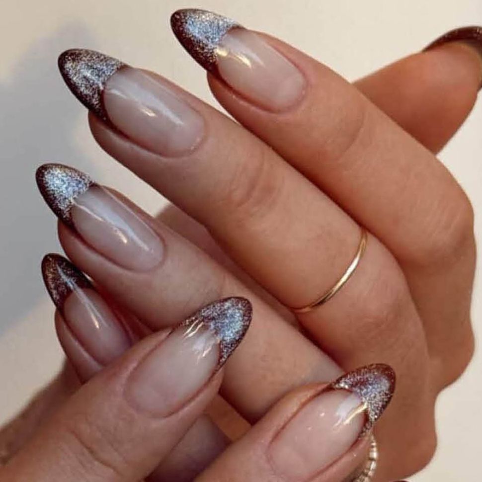 Glossy With Glitter Visual Idea — Winter Acrylic Nail Colors