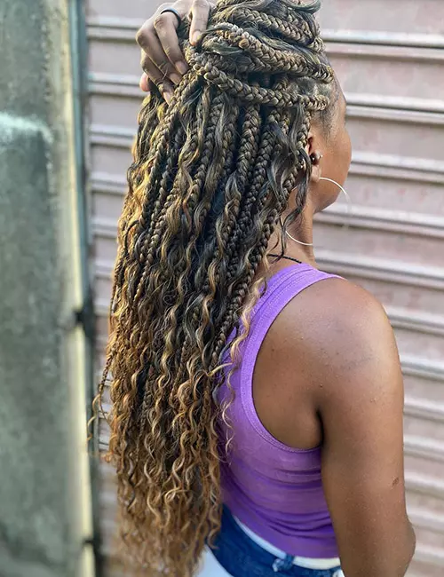 Mid-Back Long Box Braids with Curly Ends and Highlights — Winter Braids for Black Women