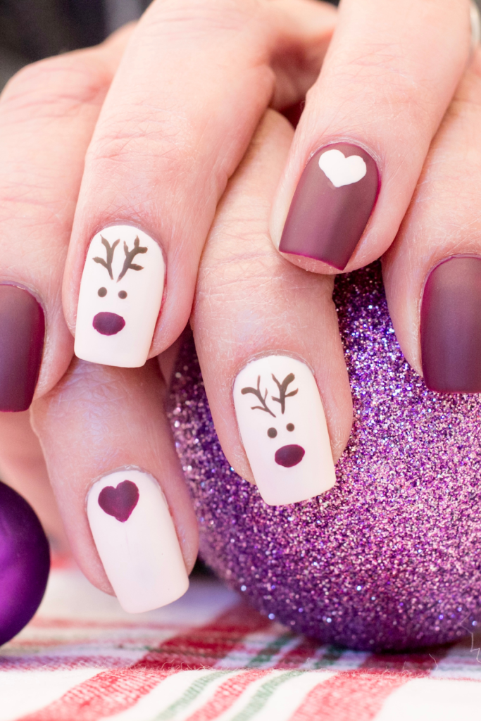 Winter Holiday Visual Idea — Cozy Winter Nails
