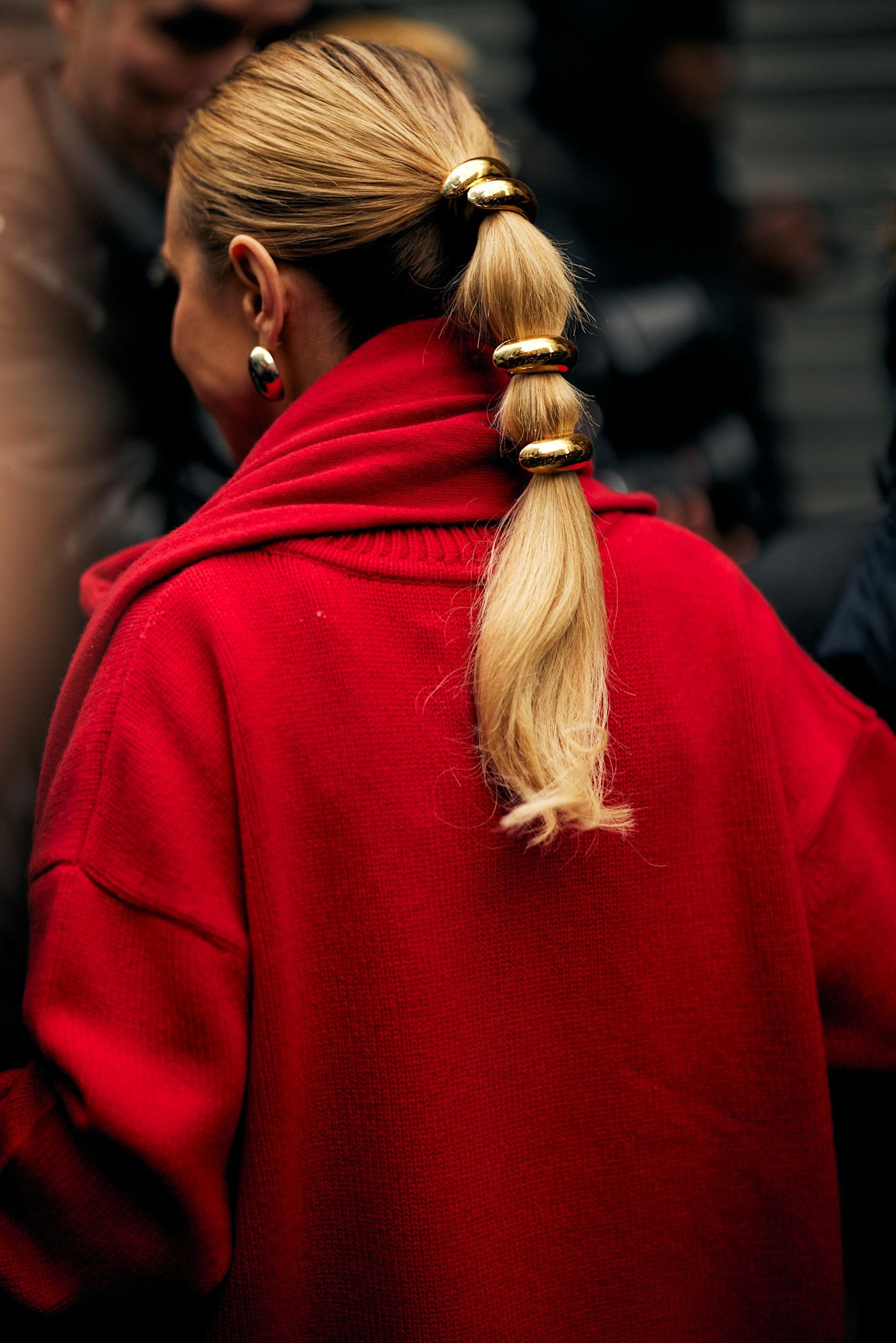 Long Visual Idea Long Visual Idea β Easy Winter Hairstyles