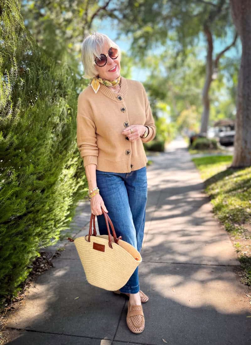 Tan Knit Cardigan with Blue Jeans and Straw Tote Bag — Cardigan Outfits