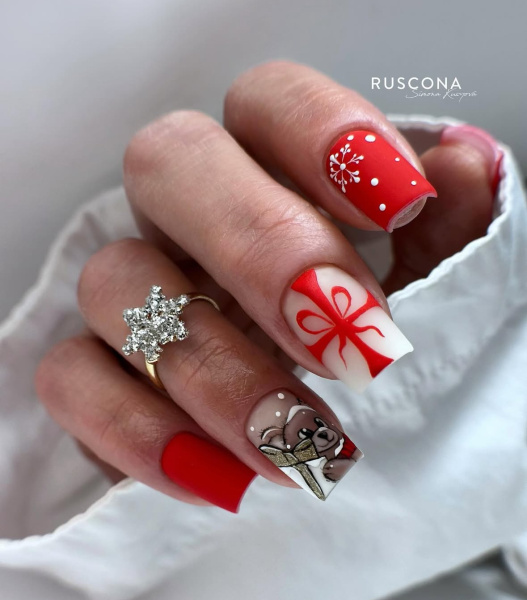 Matte Red with Teddy Bear Art Matte Red with Teddy Bear Art β Christmas Oval Nails 2026