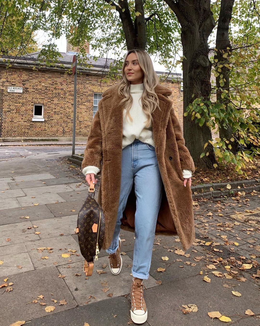 Long Plush Brown Teddy Coat with Cream Turtleneck and Denim — Shearling Coat Outfits