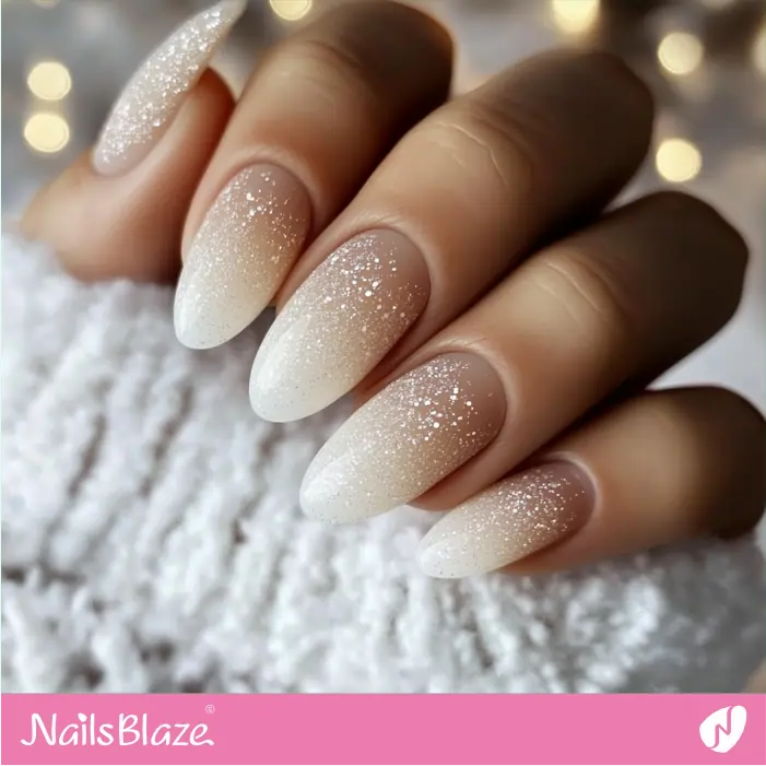 Glossy With Dense Glitter Visual Idea Glossy With Dense Glitter Visual Idea β Winter Almond Nails