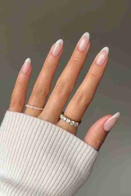 Classic White French Tip Almonds Classic White French Tip Almonds β Winter French Tip Nails