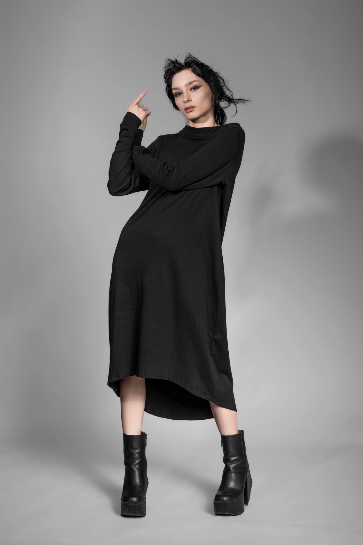 Edgy Black Oversized Dress with Asymmetrical Hem — Sweater Dress Outfits